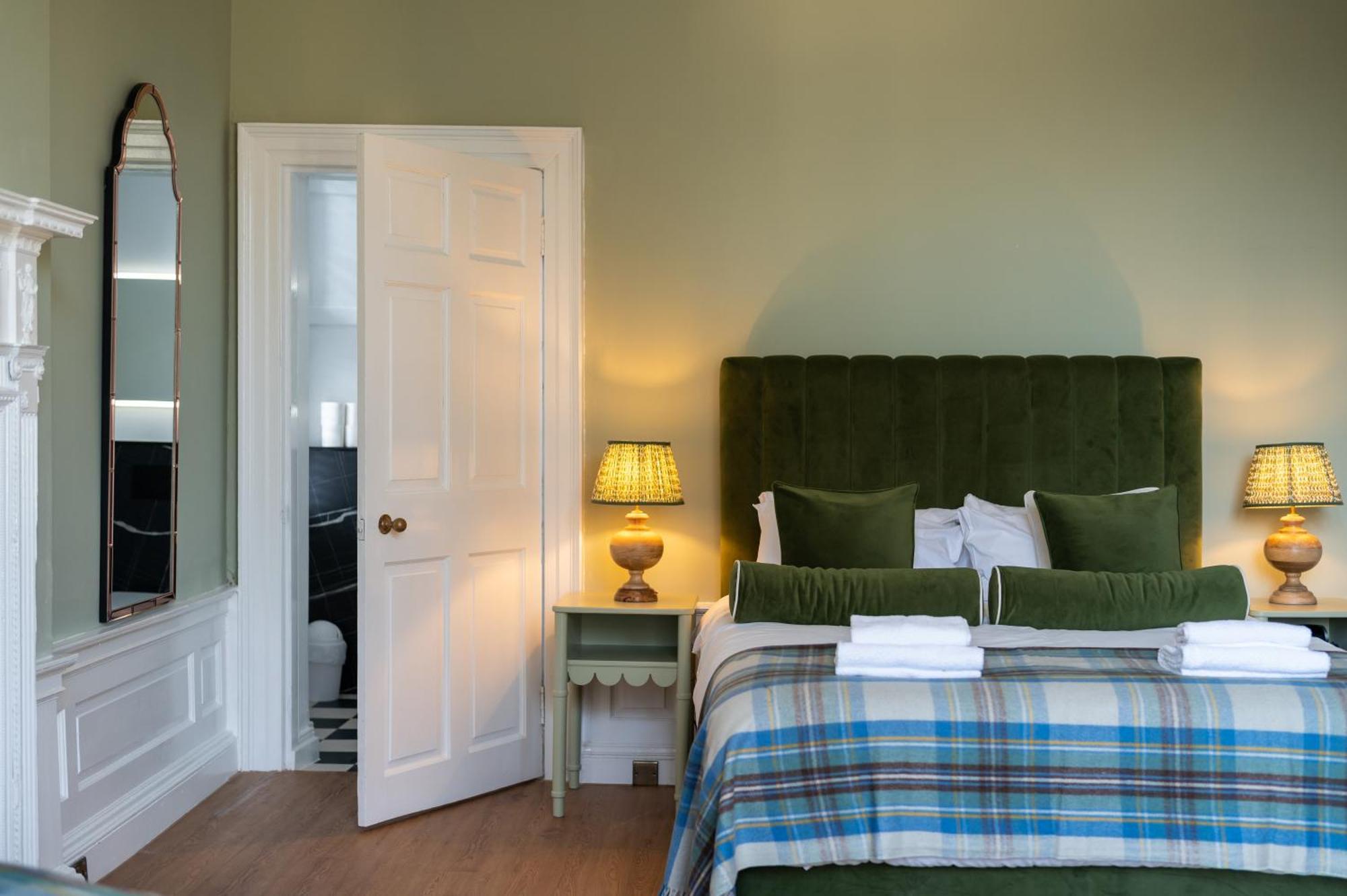 Gasthof No. 53 Frederick Street Edinburgh
